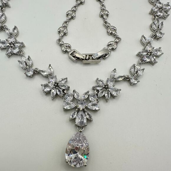 Silver tone rhodium plated clear CZs cubic zirconia formal drop necklace - Picture 3 of 8